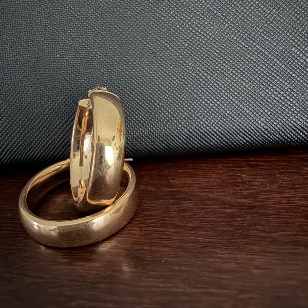 14kt Gold Hoop Earrings